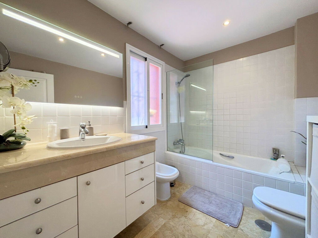 Townhouse Estepona Málaga - image 21