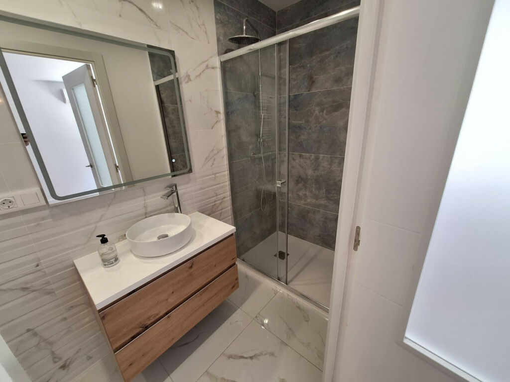 Ground Floor Apartment Benidorm Alicante - image 21