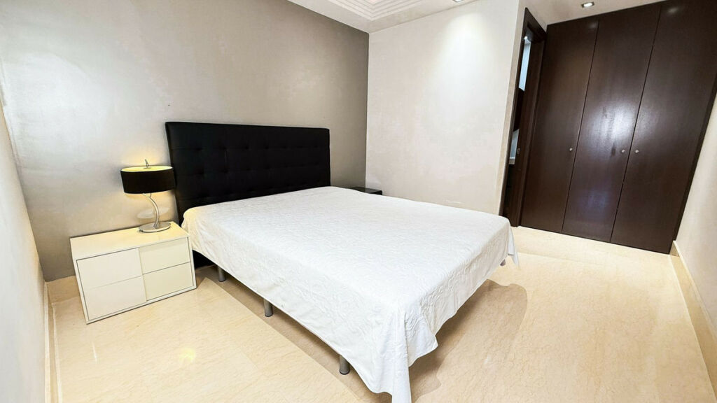 Middle Floor Apartment Benahavís Málaga - image 26