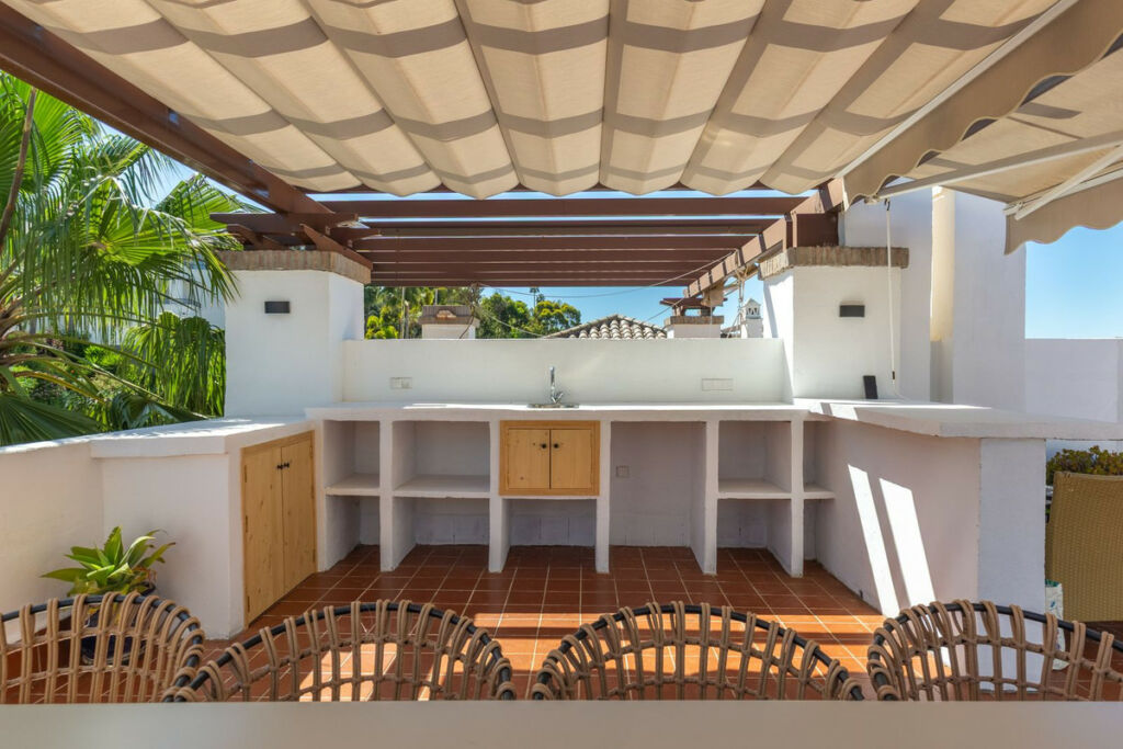 Penthouse Los Arqueros Málaga - image 21