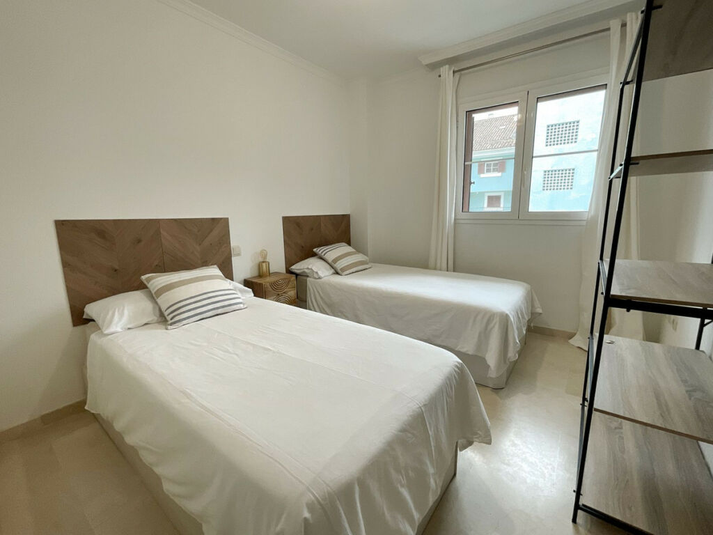 Middle Floor Apartment Sotogrande Marina Cádiz - image 21