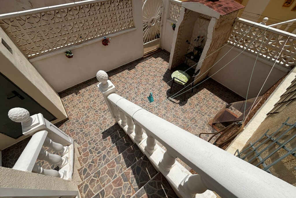 Townhouse Dona Pepa Alicante - image 21
