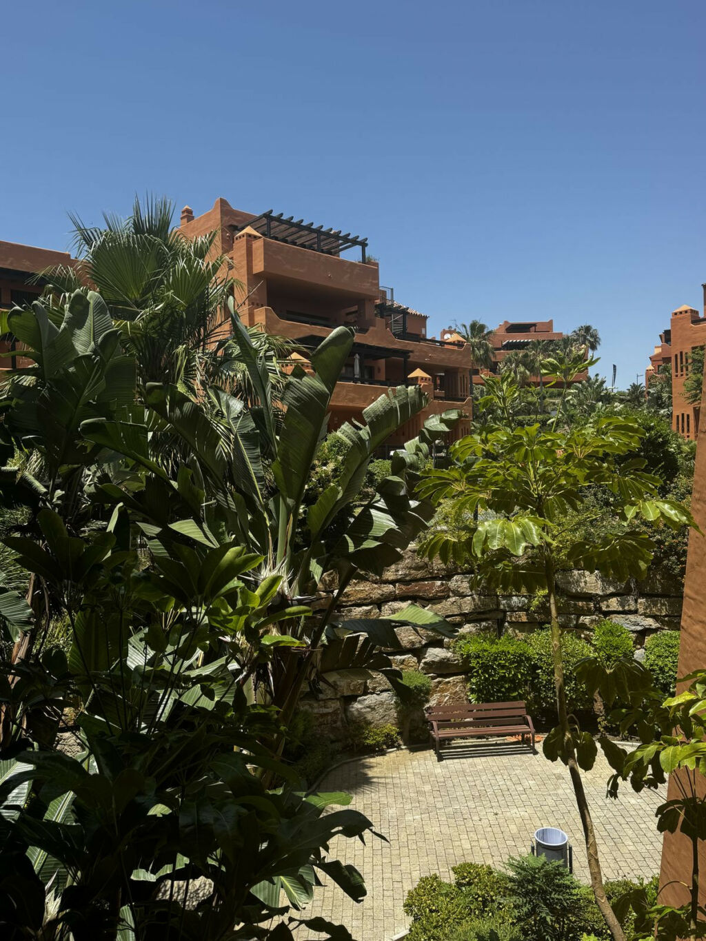 Middle Floor Apartment Estepona Málaga - image 21