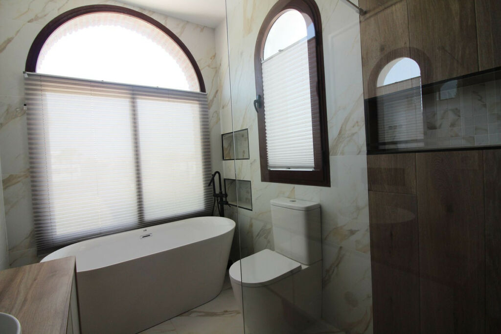 Detached Villa El Paraiso Málaga - image 21
