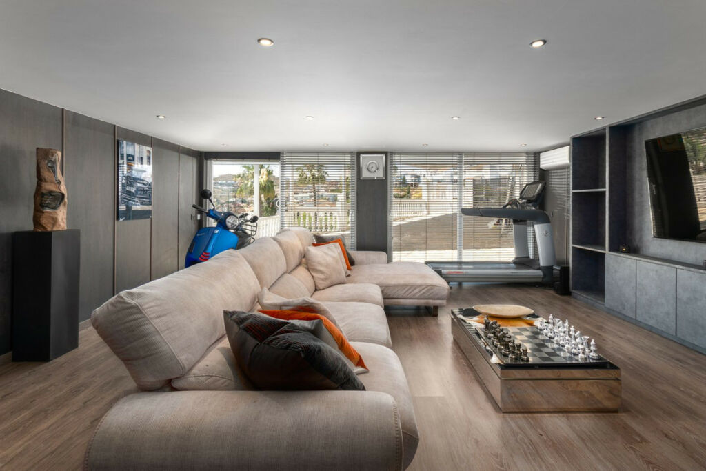 Detached Villa Miraflores Málaga - image 21