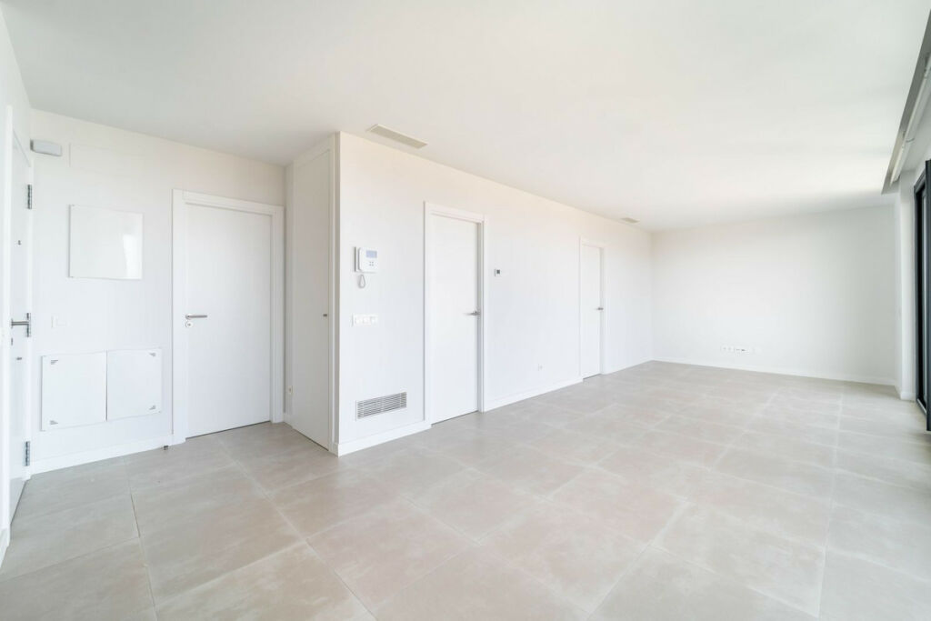 Middle Floor Apartment Fuengirola Málaga - image 21