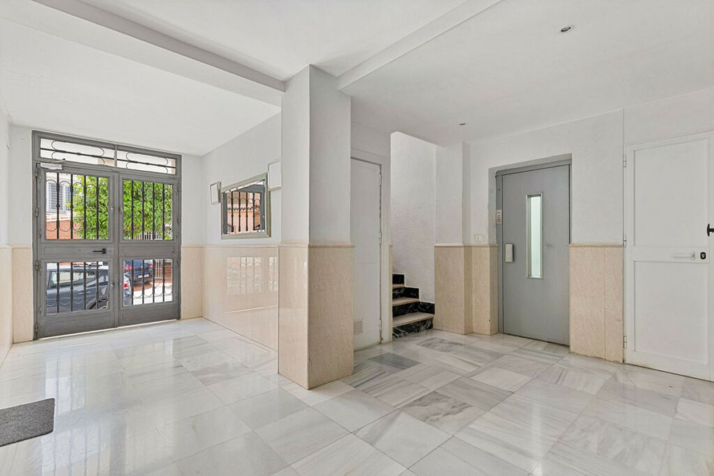 Middle Floor Apartment Fuengirola Málaga - image 21