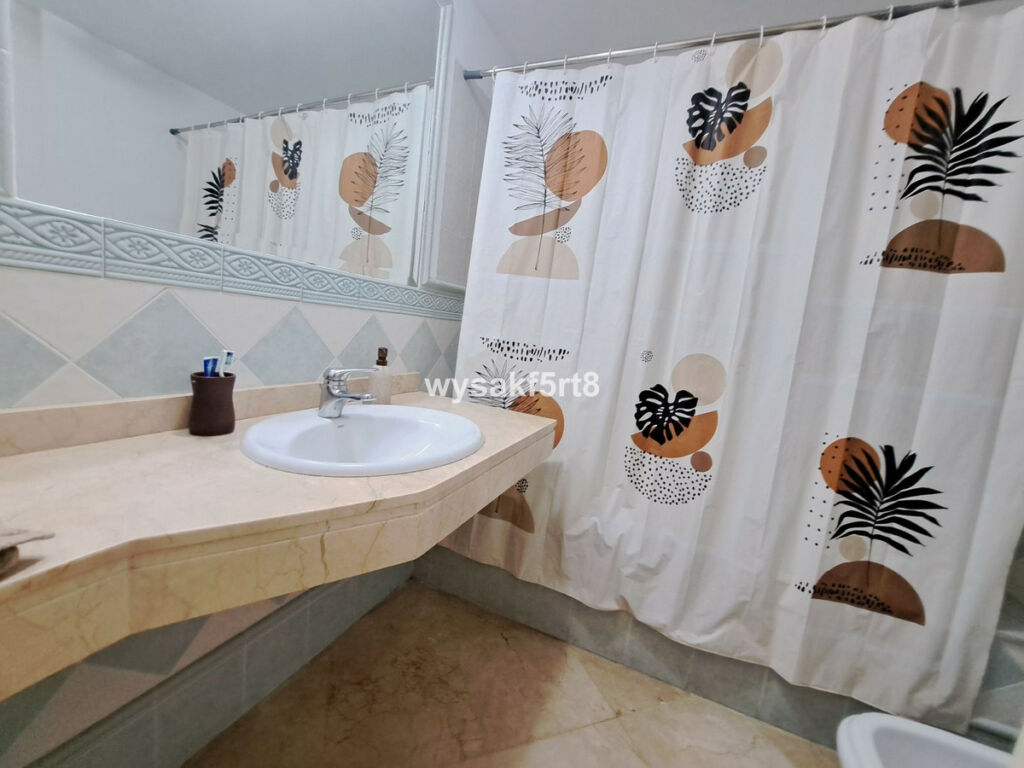 Middle Floor Apartment Casares Playa Málaga - image 20