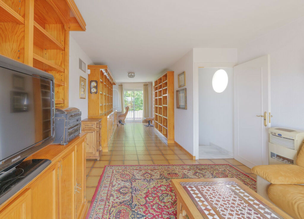 Detached Villa Marbella Málaga - image 21