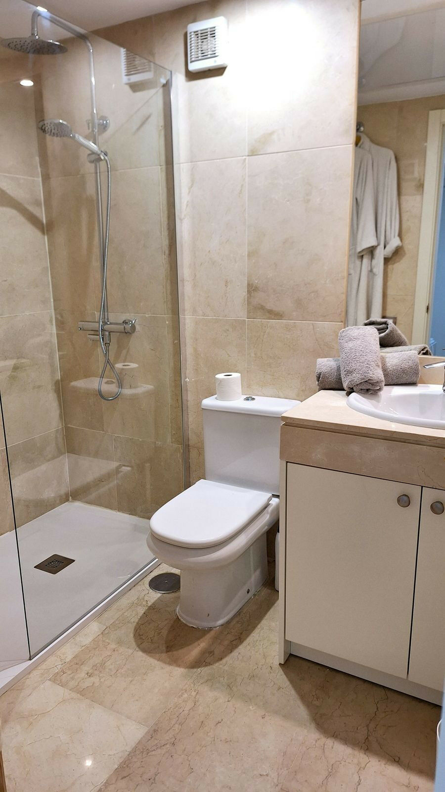 Ground Floor Apartment La Duquesa Málaga - image 21