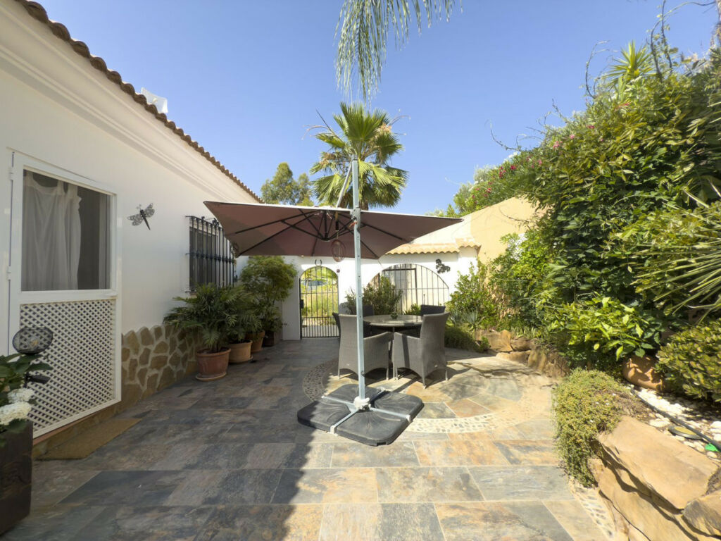 Finca - Cortijo Tolox Málaga - image 22