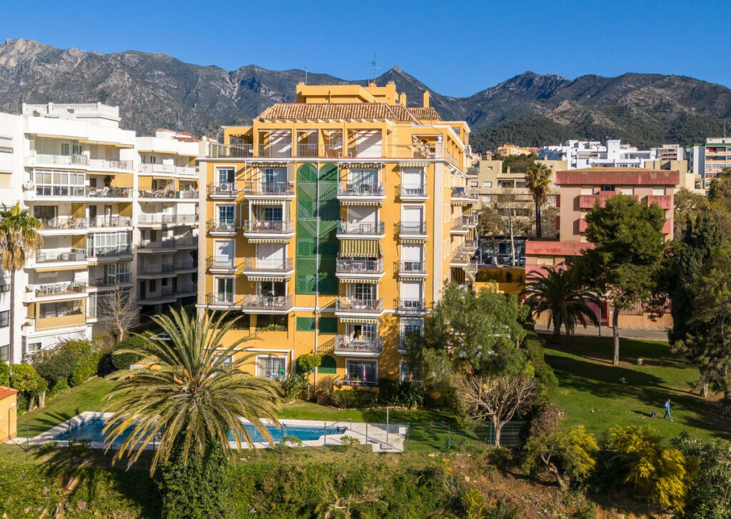 Middle Floor Apartment Marbella Málaga - image 22