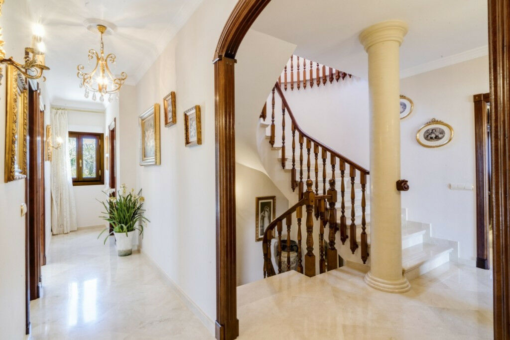Detached Villa Alhaurín el Grande Málaga - image 22