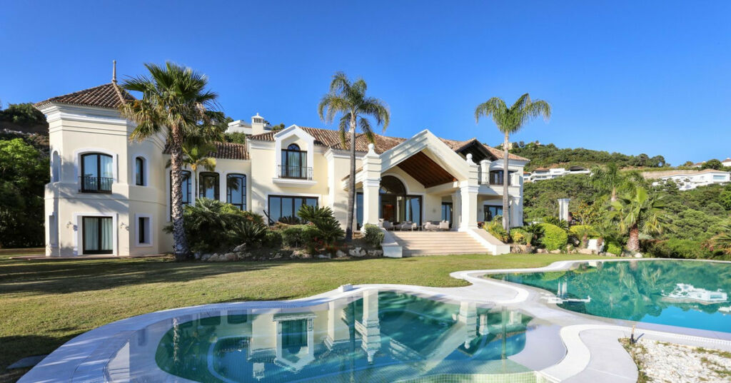 Detached Villa Benahavís Málaga - image 22