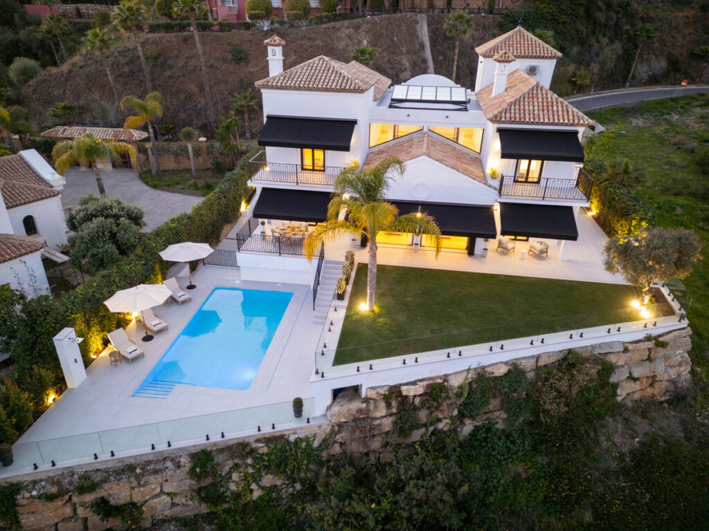 Detached Villa La Quinta Málaga - image 22