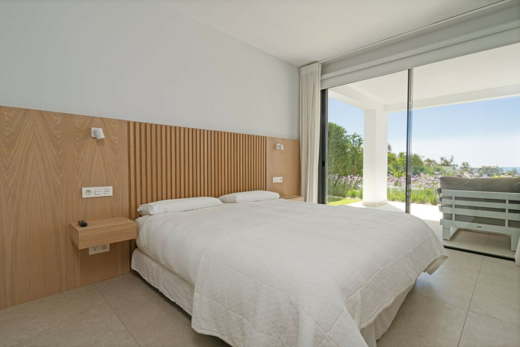 Middle Floor Apartment Benahavís Málaga - image 22