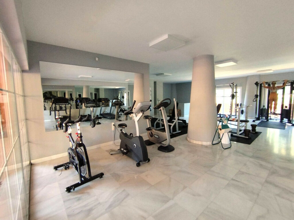 Middle Floor Apartment Hacienda del Sol Málaga - image 22