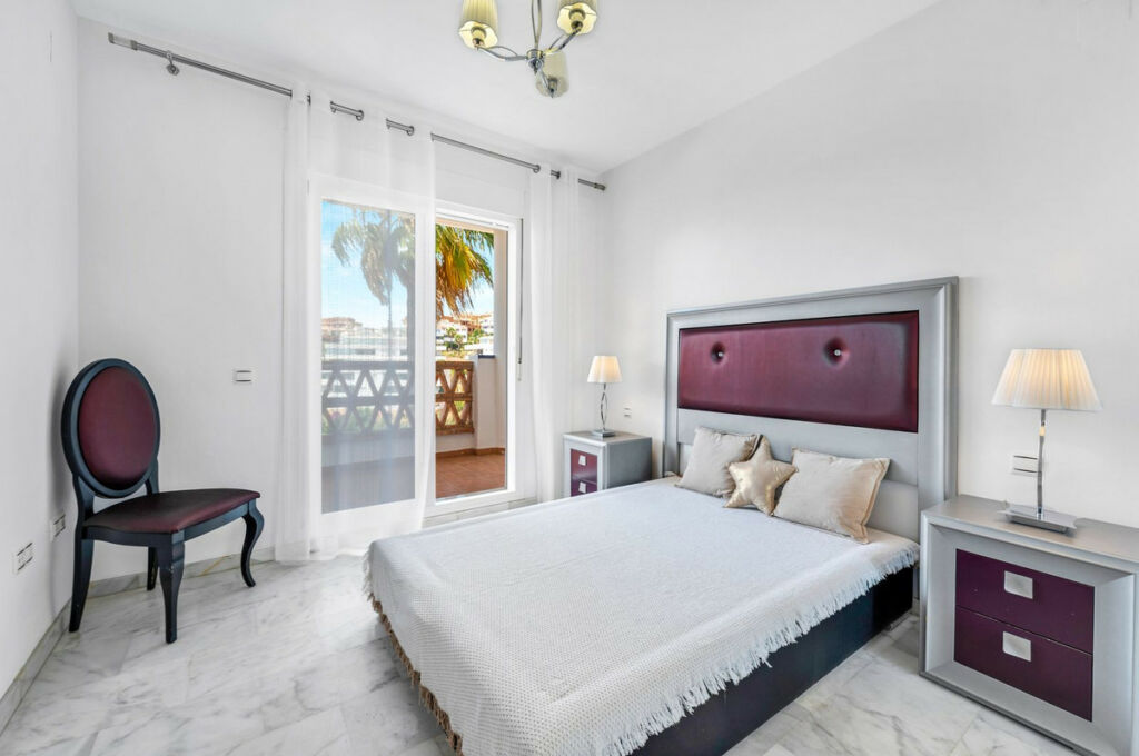 Middle Floor Apartment Riviera del Sol Málaga - image 22