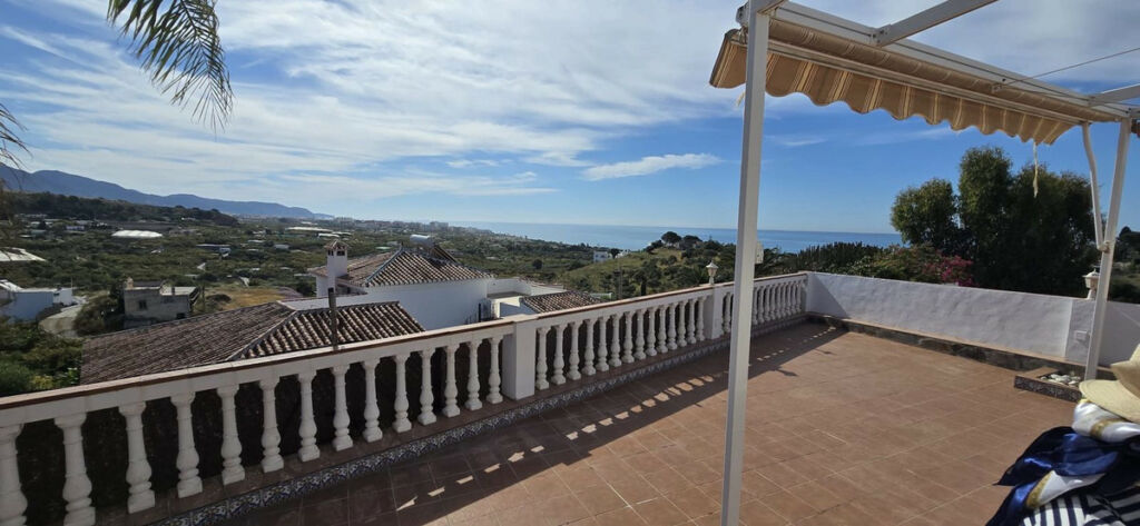 Detached Villa Nerja Málaga - image 22