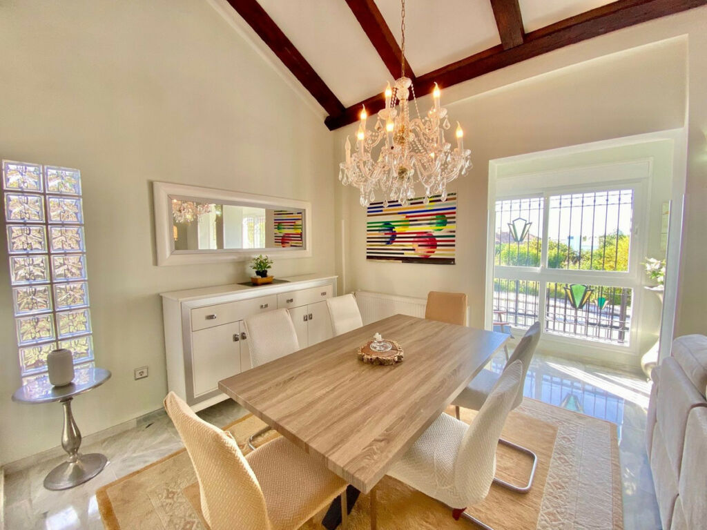 Detached Villa Calahonda Málaga - image 22