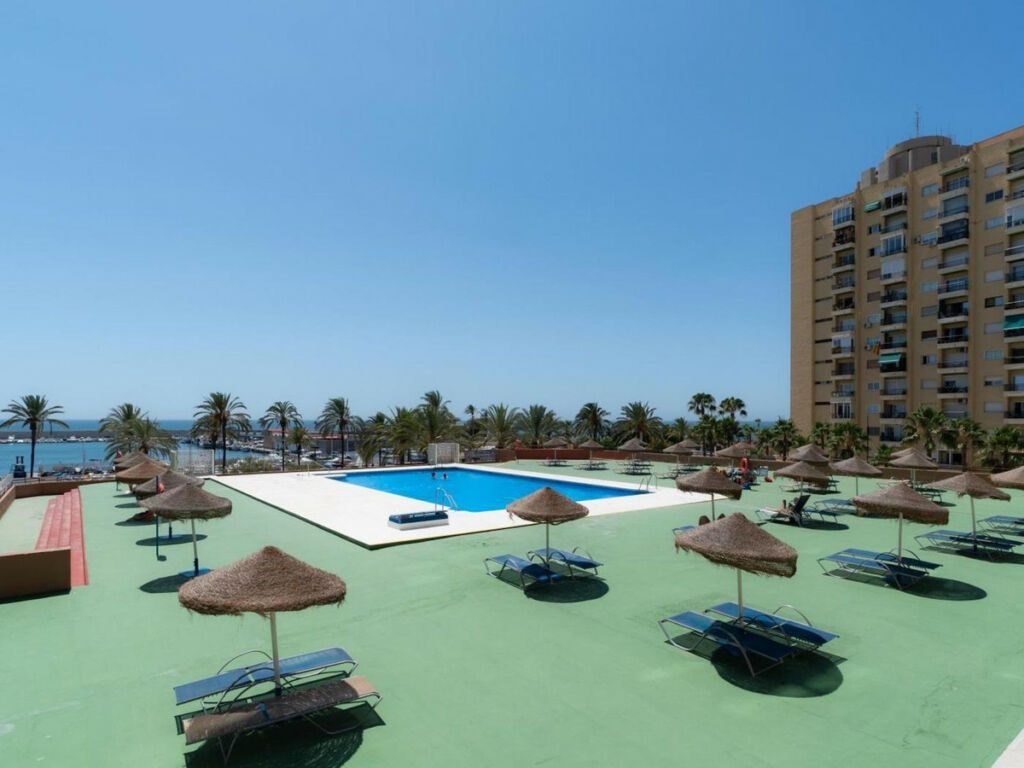 Middle Floor Apartment Fuengirola Málaga - image 22