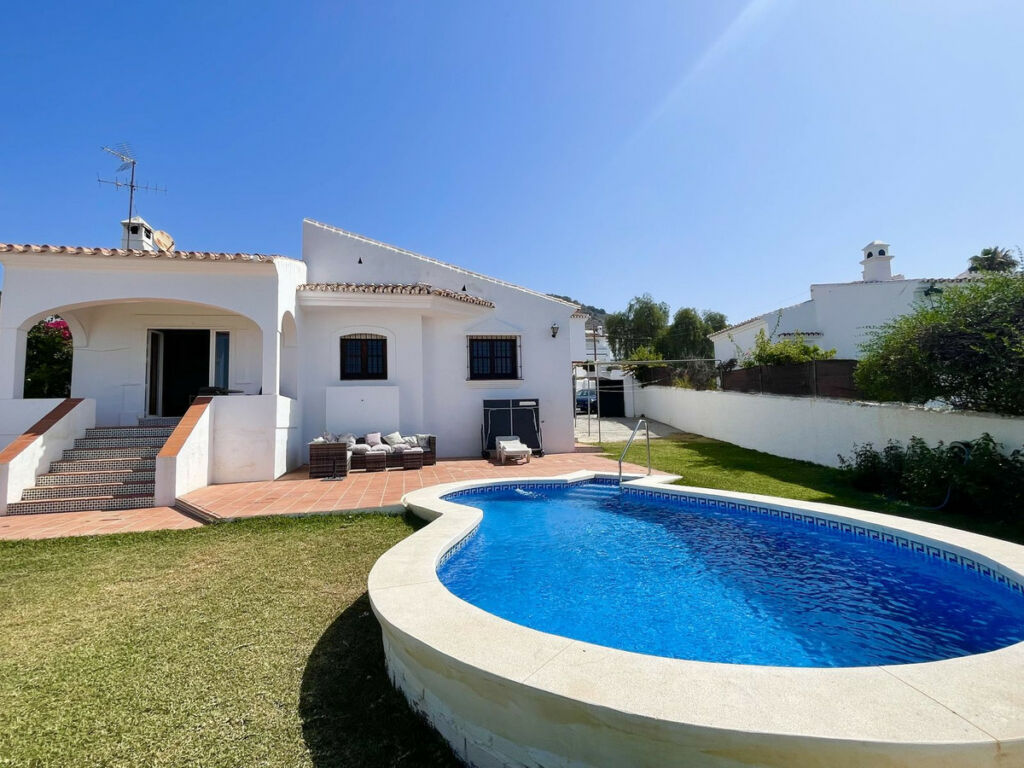 Detached Villa Nerja Málaga - image 22