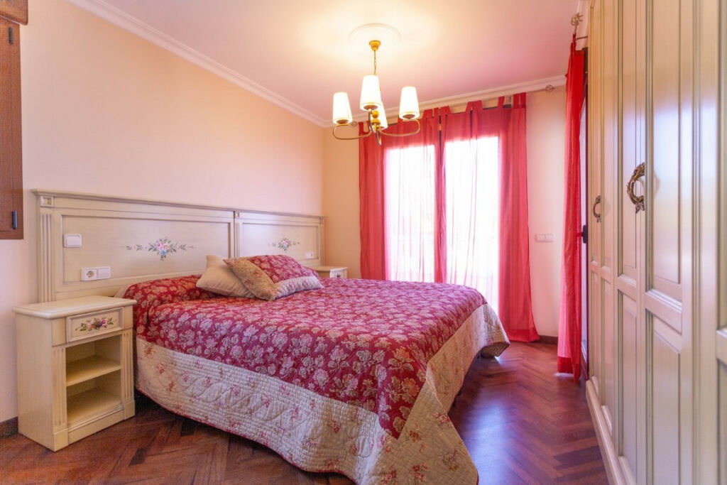 Detached Villa Calpe Alicante - image 22