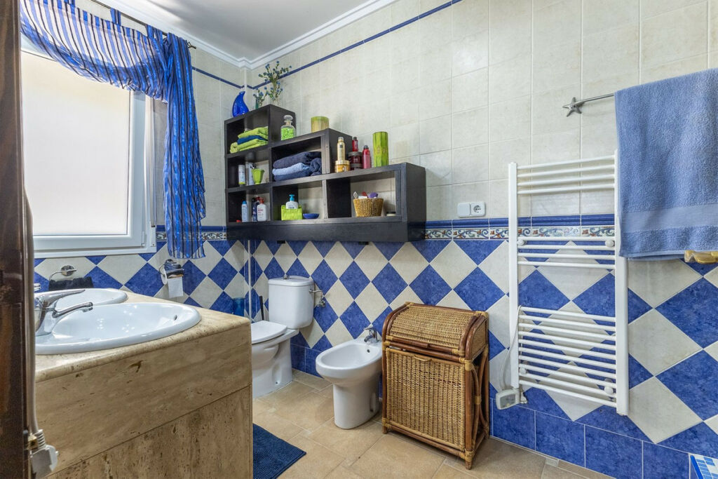 Detached Villa Algorfa Alicante - image 22