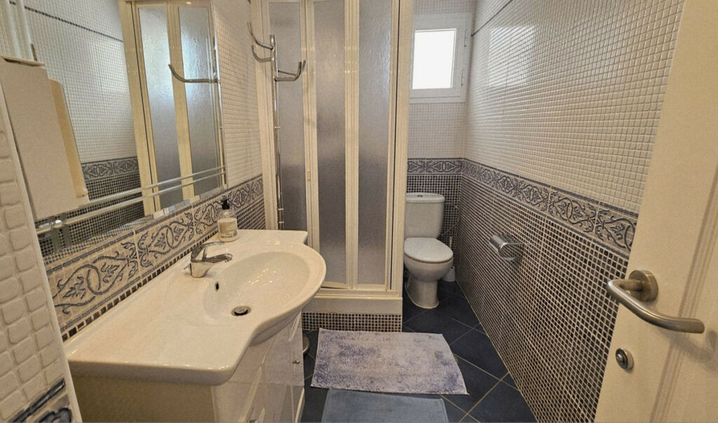 Top Floor Apartment Estepona Málaga - image 22