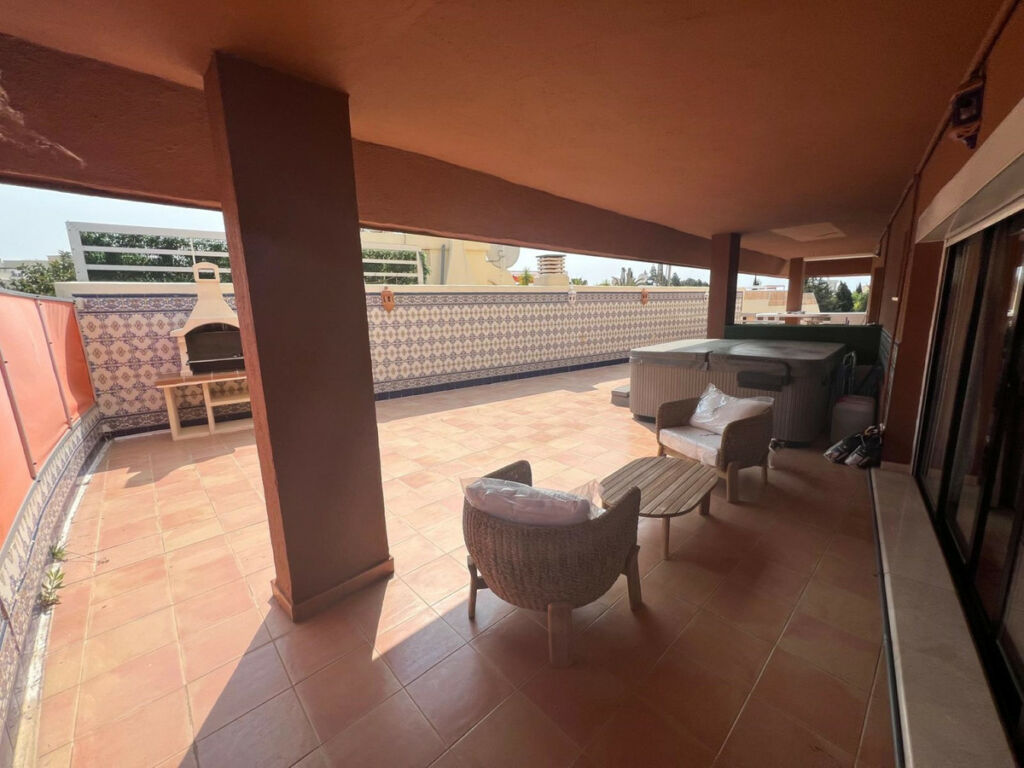 Middle Floor Apartment Marbella Málaga - image 22