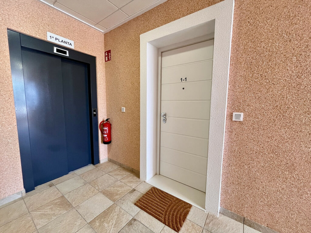 Middle Floor Apartment Guardamar del Segura Alicante - image 22