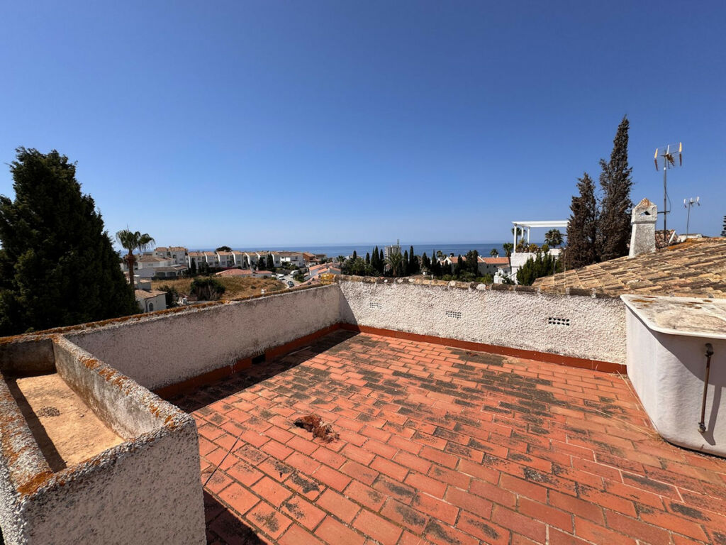 Detached Villa Miraflores Málaga - image 21