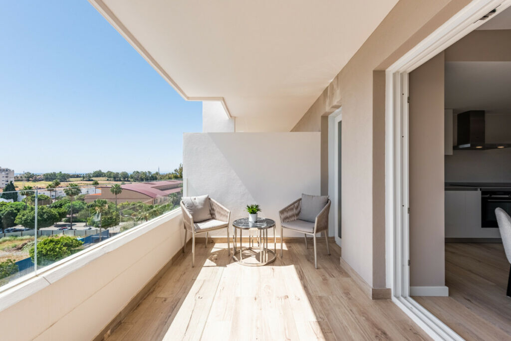 Middle Floor Apartment Nueva Andalucía Málaga - image 22