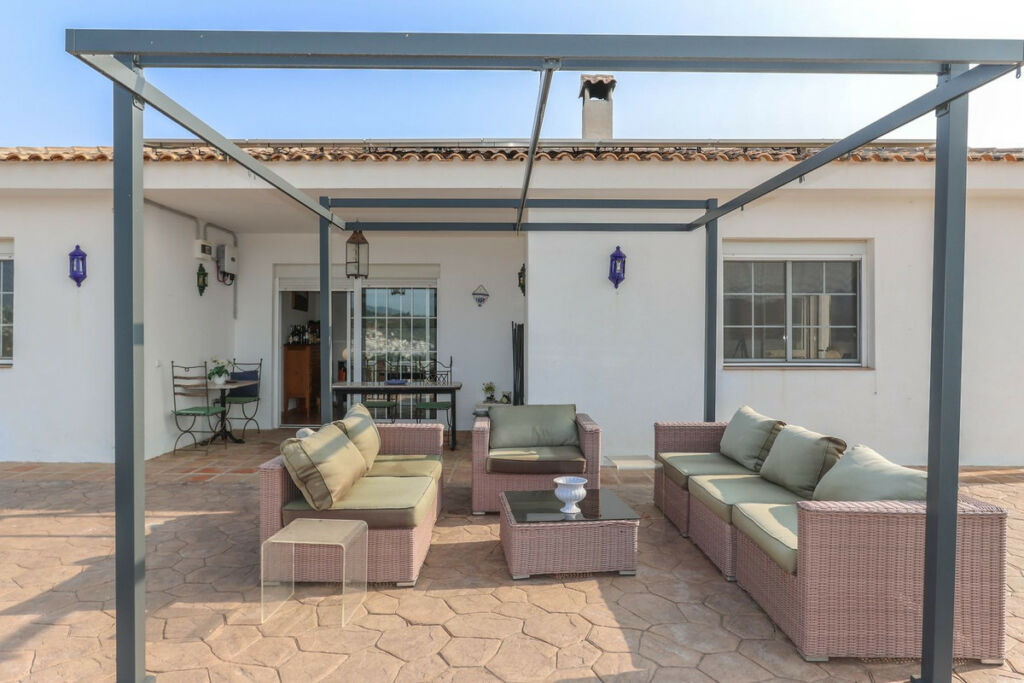 Detached Villa Guaro Málaga - image 23