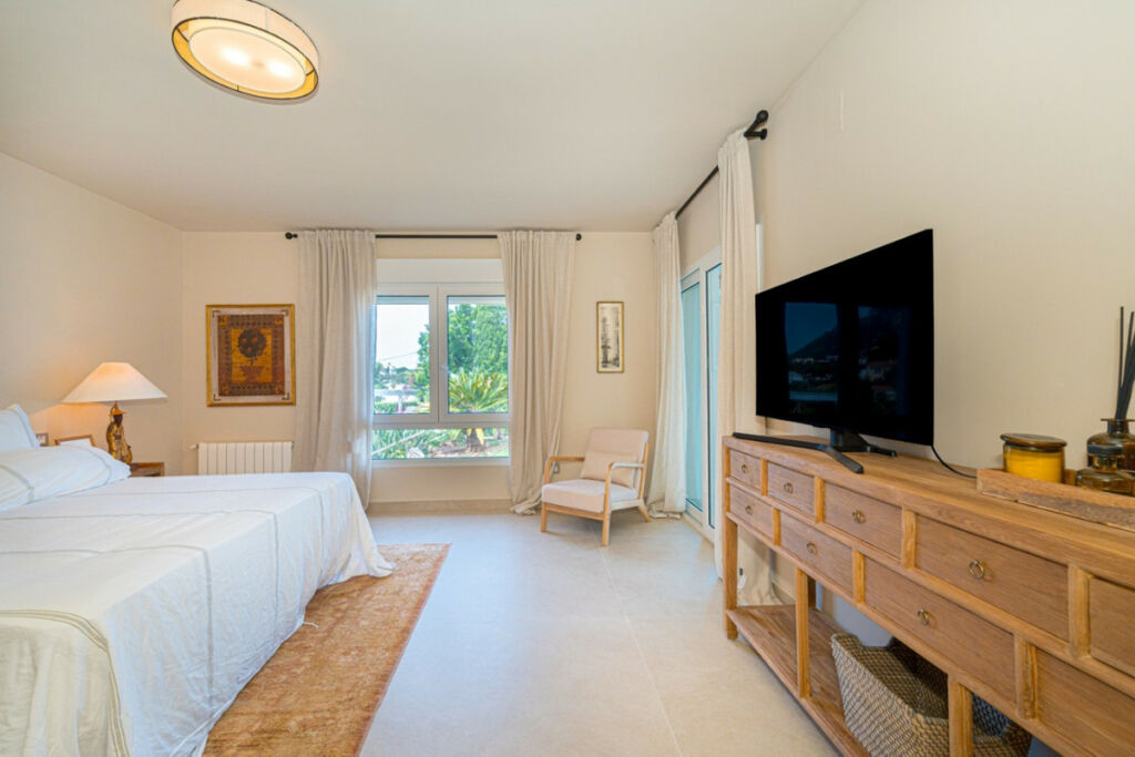 Detached Villa Denia Alicante - image 22