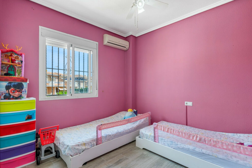 Townhouse Dona Pepa Alicante - image 22