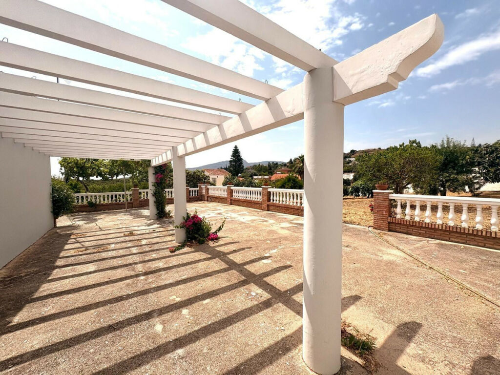 Detached Villa Alhaurín de la Torre Málaga - image 24