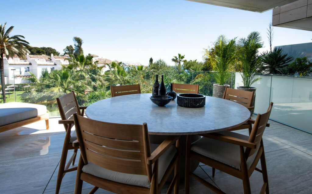 Middle Floor Apartment Estepona Málaga - image 23