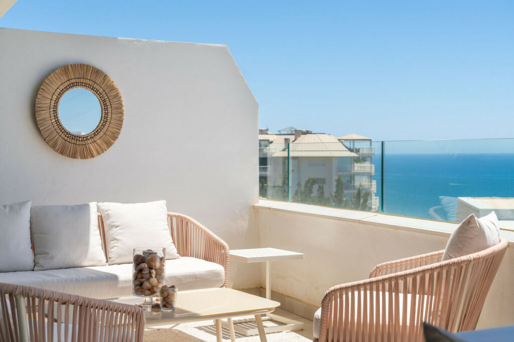 Top Floor Apartment Higueron Málaga - image 23