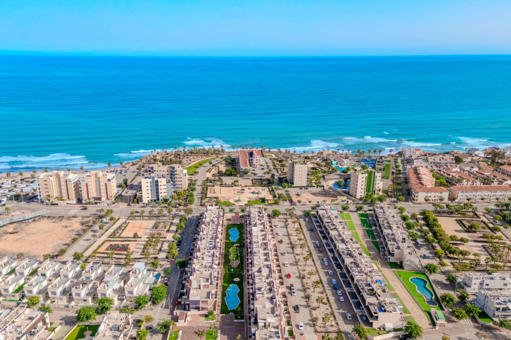 Penthouse Mil Palmeras Alicante - image 23
