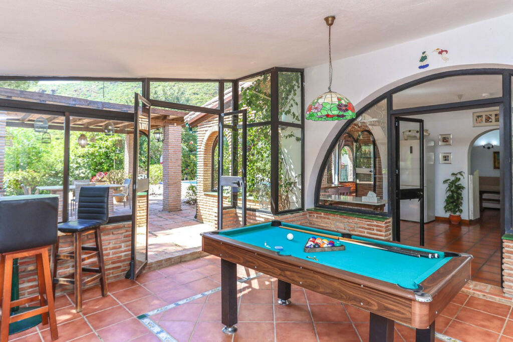 Detached Villa Coín Málaga - image 17