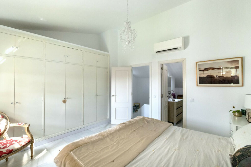 Townhouse Montemar Málaga - image 24