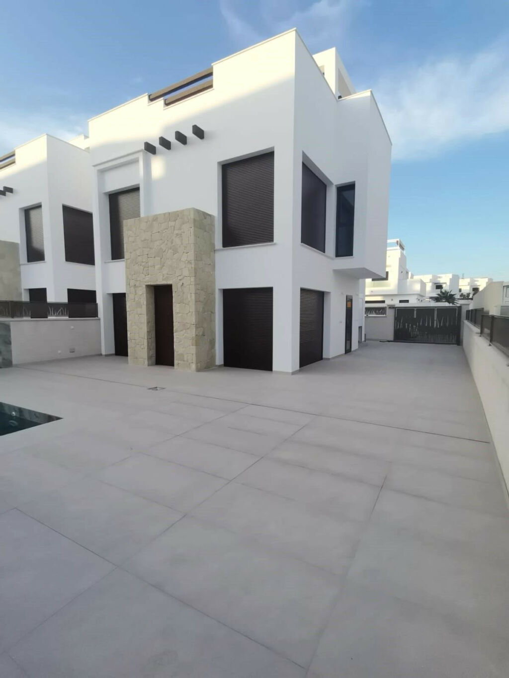 Detached Villa Los Montesinos Alicante - image 23