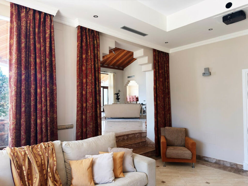 Detached Villa La Zagaleta Málaga - image 23