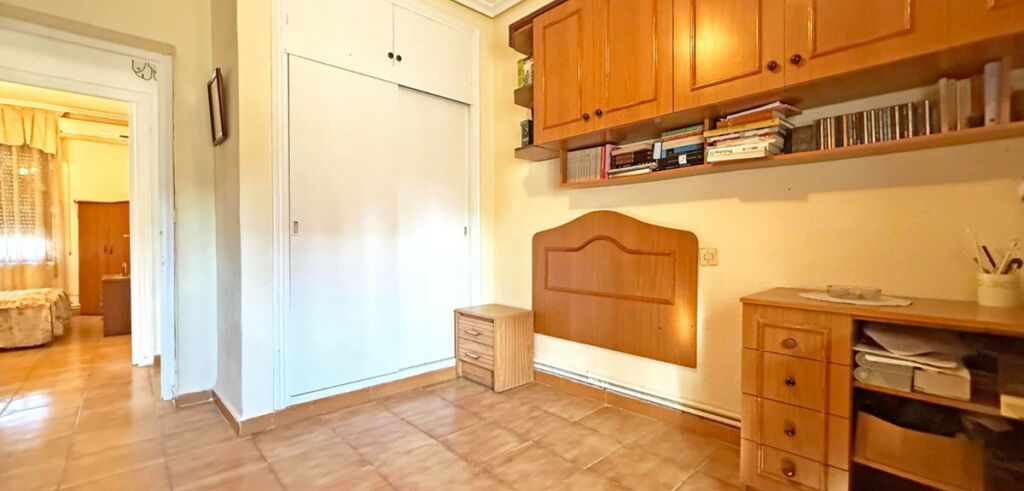 Detached Villa Torrevieja Alicante - image 23