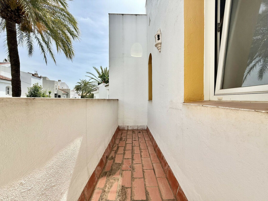 Townhouse Nueva Andalucía Málaga - image 23