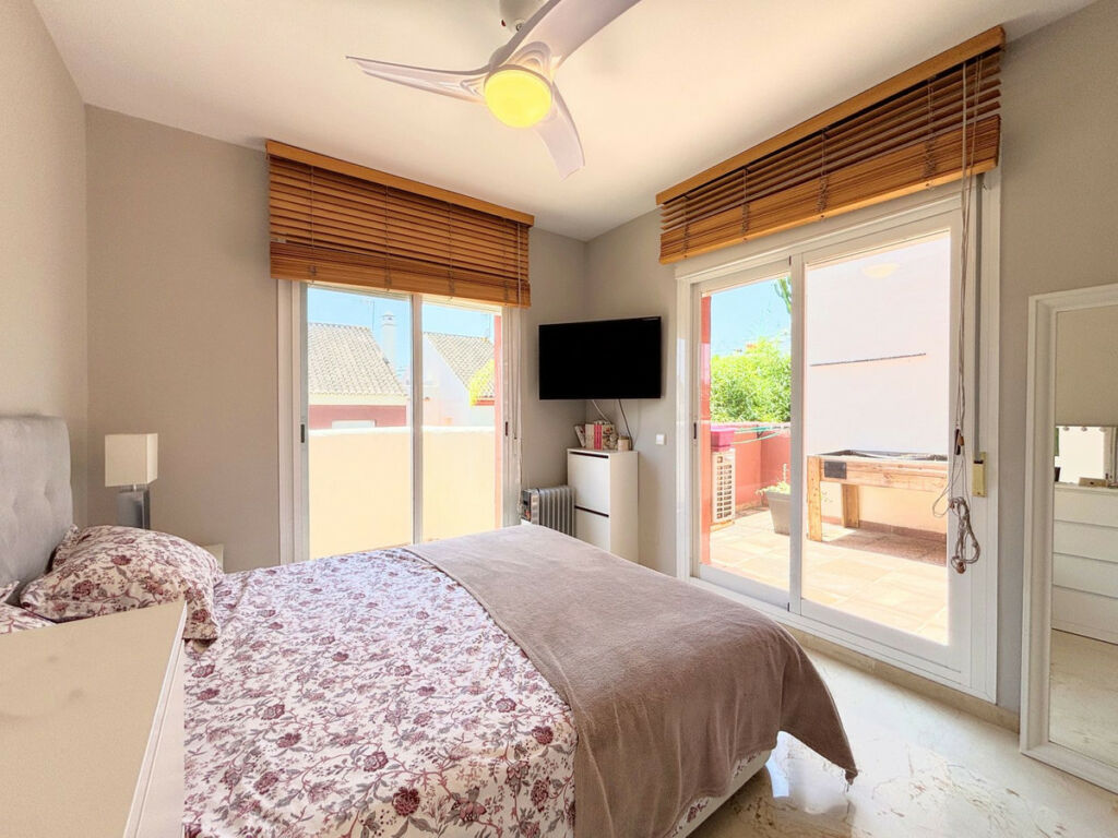 Townhouse Estepona Málaga - image 23