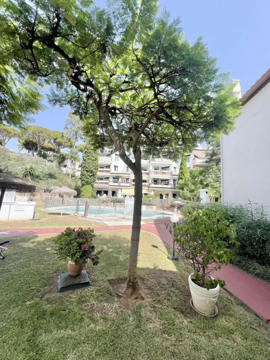Middle Floor Apartment Calahonda Málaga - image 23