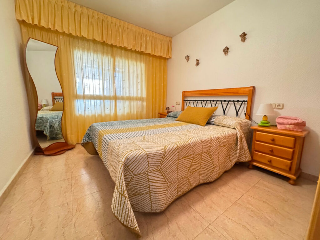 Middle Floor Apartment Guardamar del Segura Alicante - image 17
