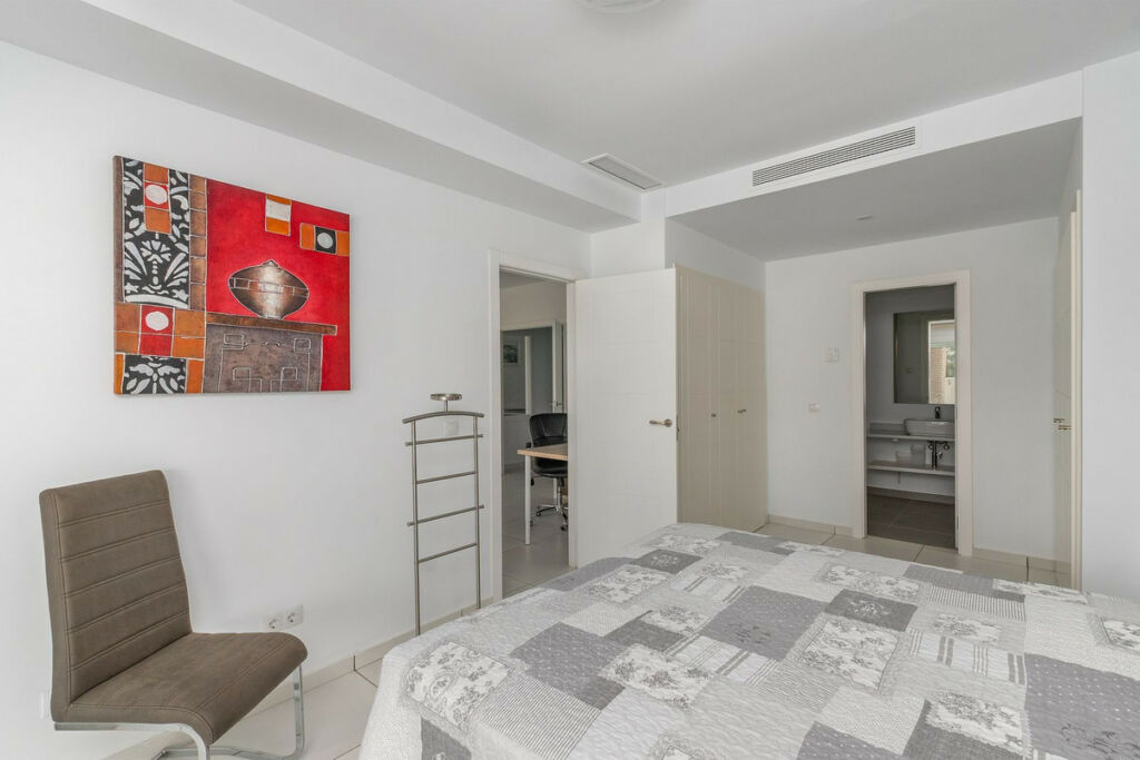 Detached Villa Benalmadena Málaga - image 22